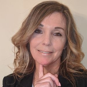 Meet your Posher, Linda